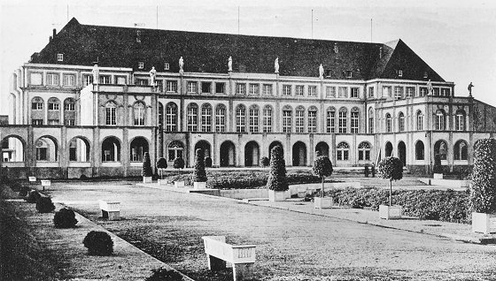 Das erste Messegebäude der Koelnmesse im Jahr 1924. Das erste Messegebäude der Koelnmesse im Jahr 1924.