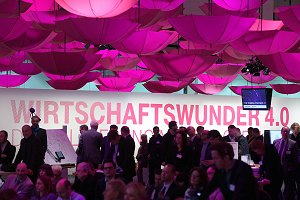 CeBIT 2015: d!conomy in der Sonnenfinsternis CeBIT 2015: d!conomy in der Sonnenfinsternis